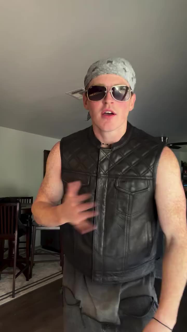 Thanks for the new vest @firstmfgco #firstmfgco #bikervest #fashion #style