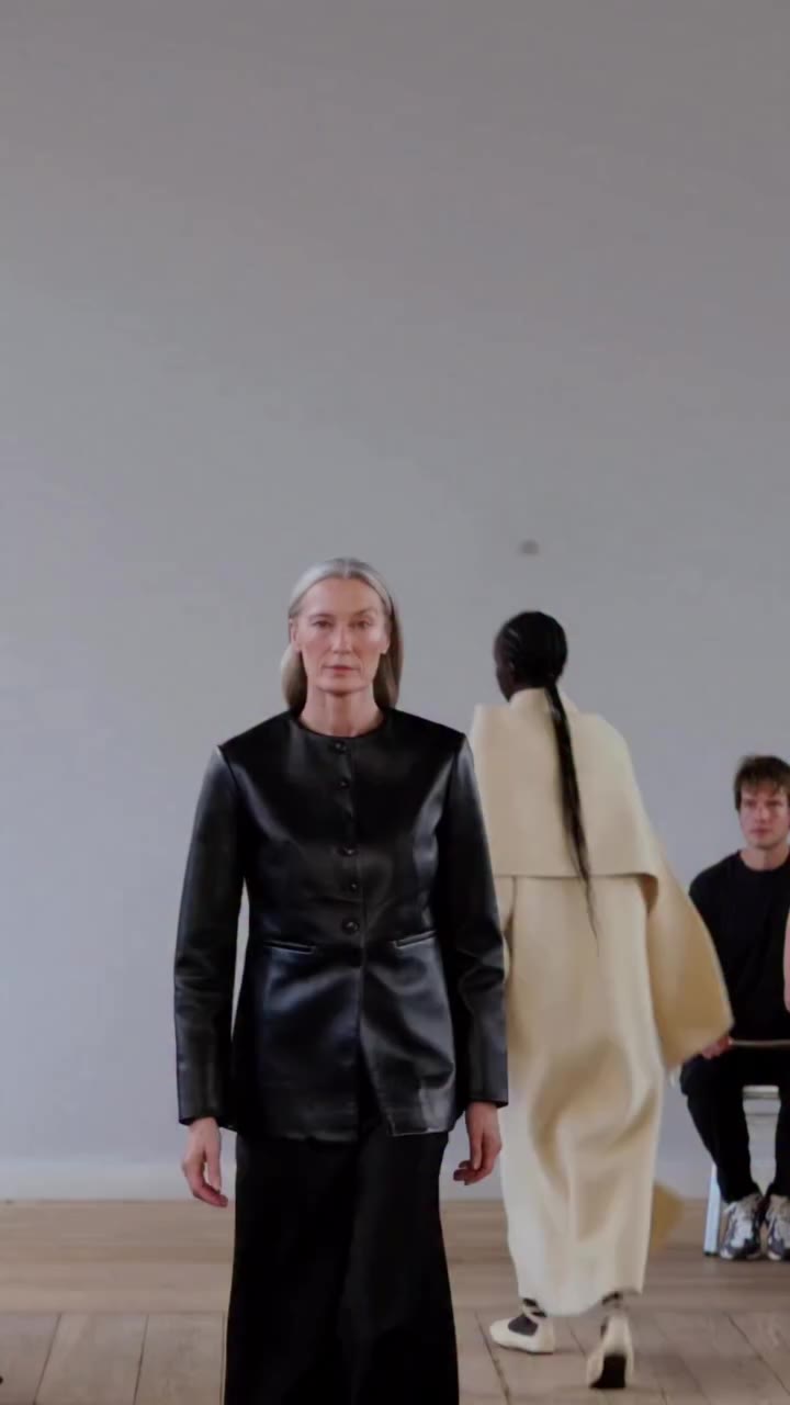 Look 19 Leather brings sculptured depth to refined proportions Dorothy leather…