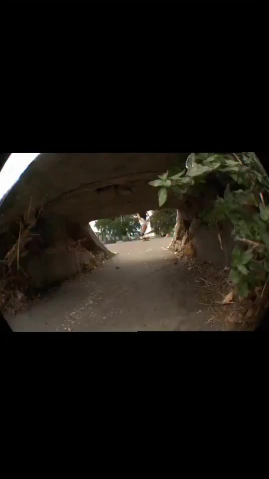 10 tricks with Diz at the Deaner... @___diz__ #10tricks #ukskateboarding…