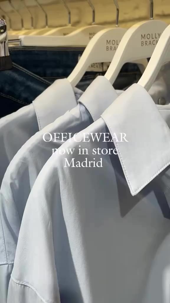 Come in Madrid and shop your officewear essentials at Calle Fuencarral shop