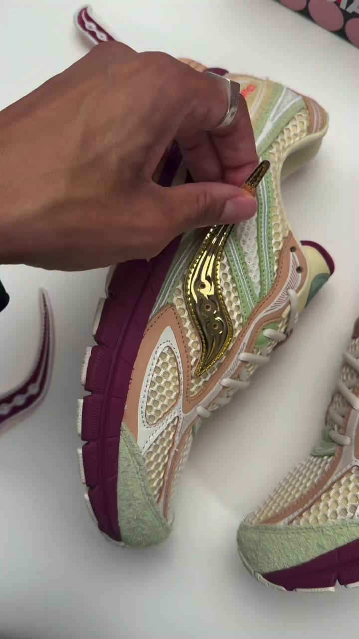 The Saucony ProGrid Guide 7 x Stan Birch @stanbirch__ Some sneaker releases…