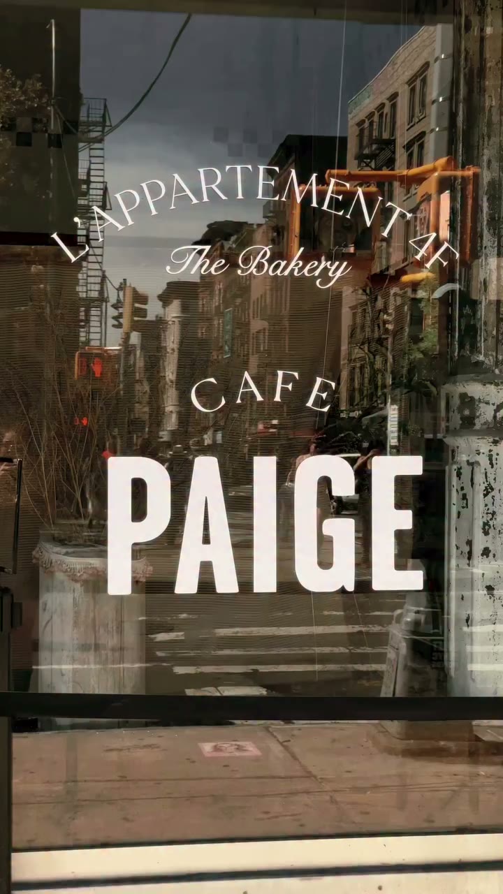 Cafe PAIGE has arrived.