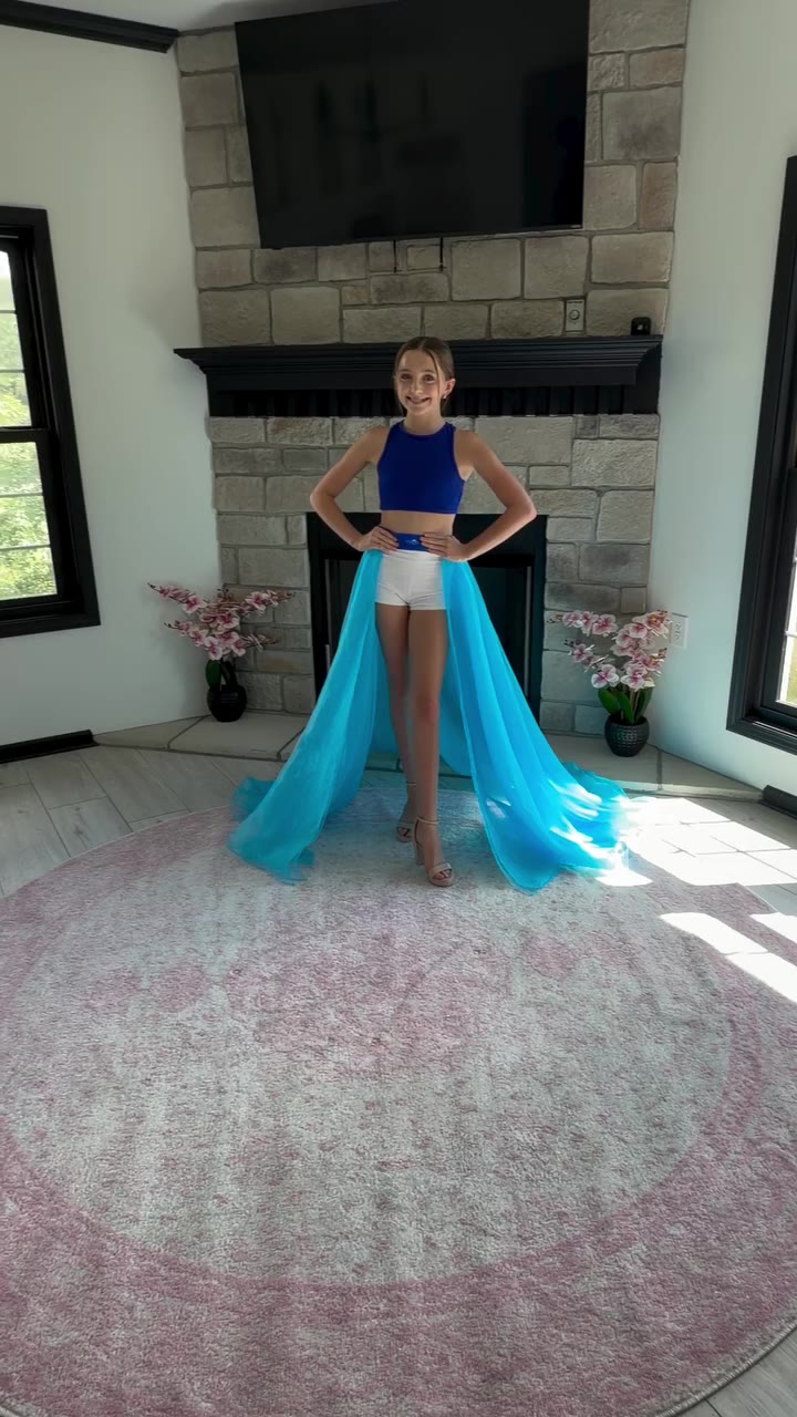 🧜🏼‍♀️ Live from the Reign office, the new Youth Atlantis Overskirts are HERE…