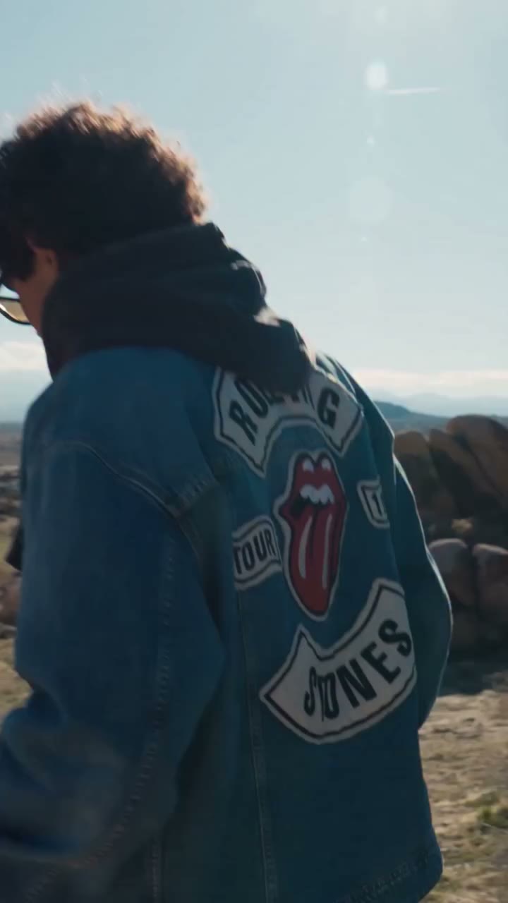 GUESS JEANS x ROLLING STONES for him & her 지금 GUESSKOREA.COM에서 만나보세요.