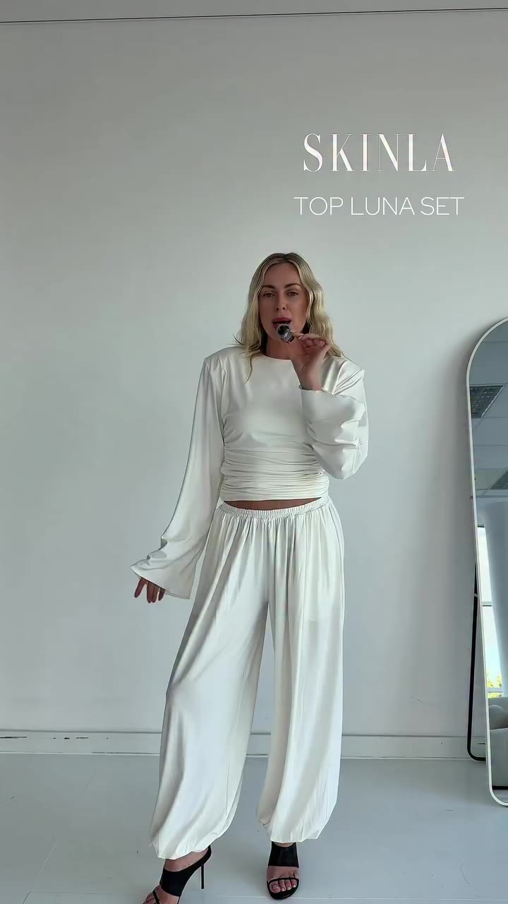 Top luna set w kolorze cream jak i silver blue znikną w sezonie FW. Jeżeli…
