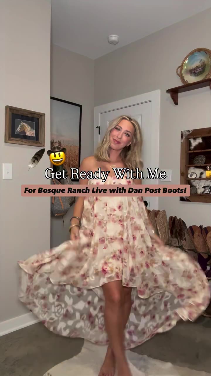 Getting ready for Bosque Ranch Live today in my @danpostboots 🤠✨ Boots on…