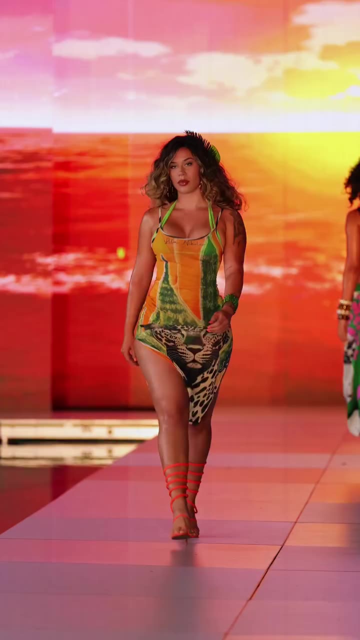 @jaelanijade gracing our runway for the first time this year 🐆 #miamiswimweek…