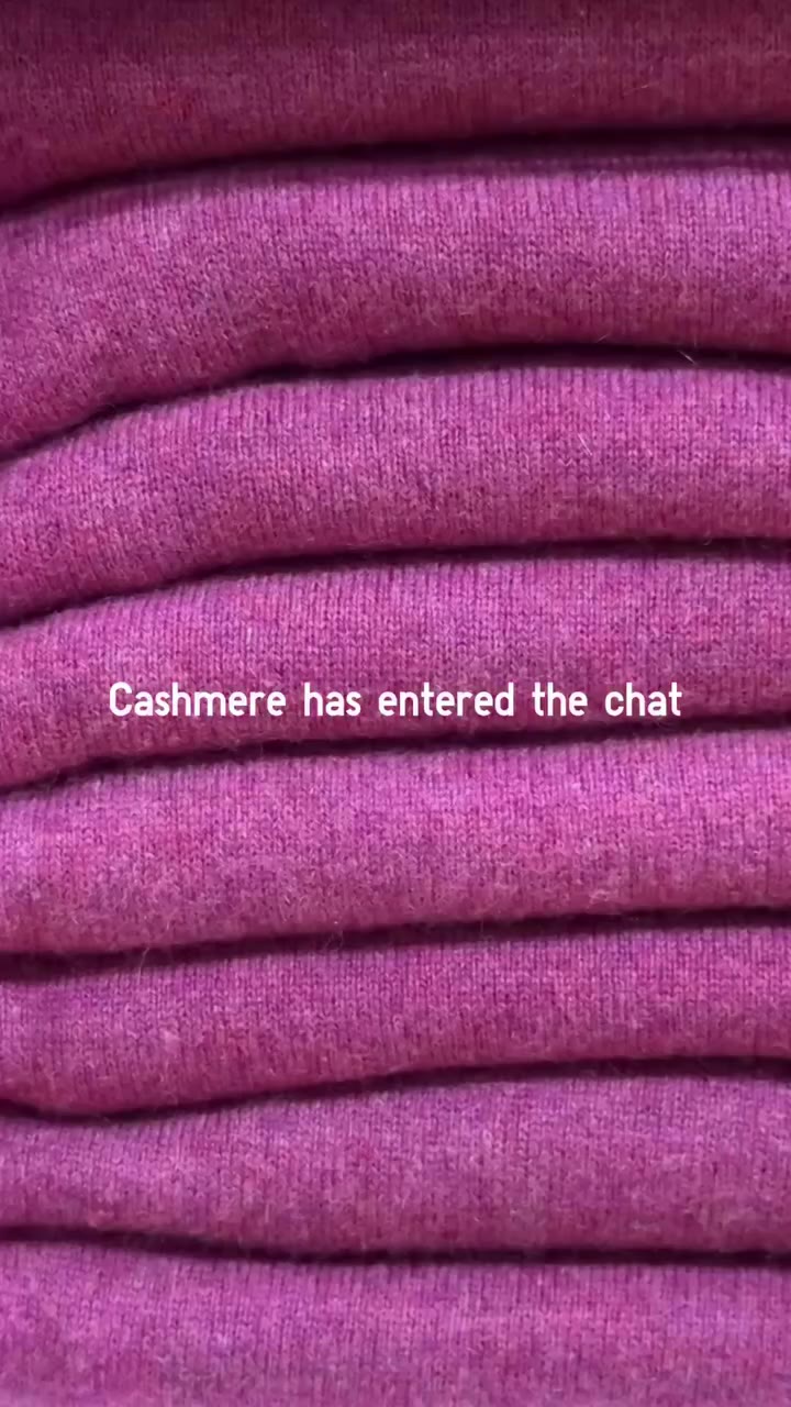 A new season calls for something soft. 🧶 Made from 100% cashmere and…