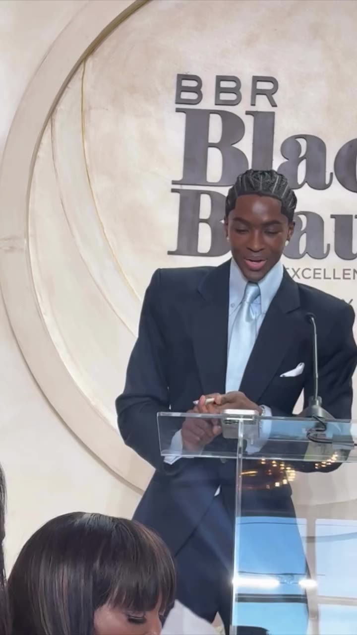 overly thankful to the @blackbeautyroster for honoring me with the Fashion…