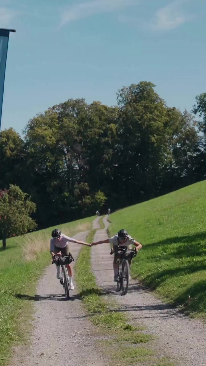 Somewhere between 400km - 480km later, they’re in Nottwil! #ryzon #offgrid…