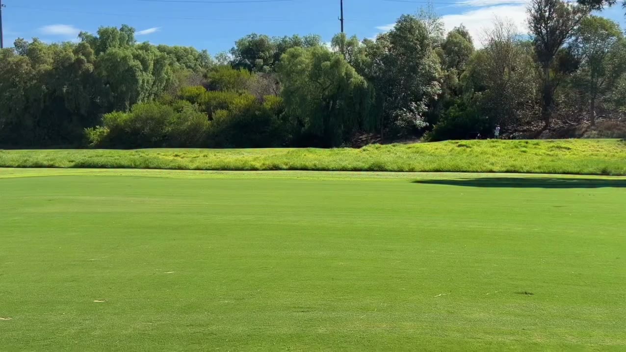 Tee time: 09.16