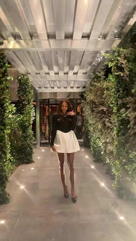Football & Fashion Week, what more can a woman want ✨