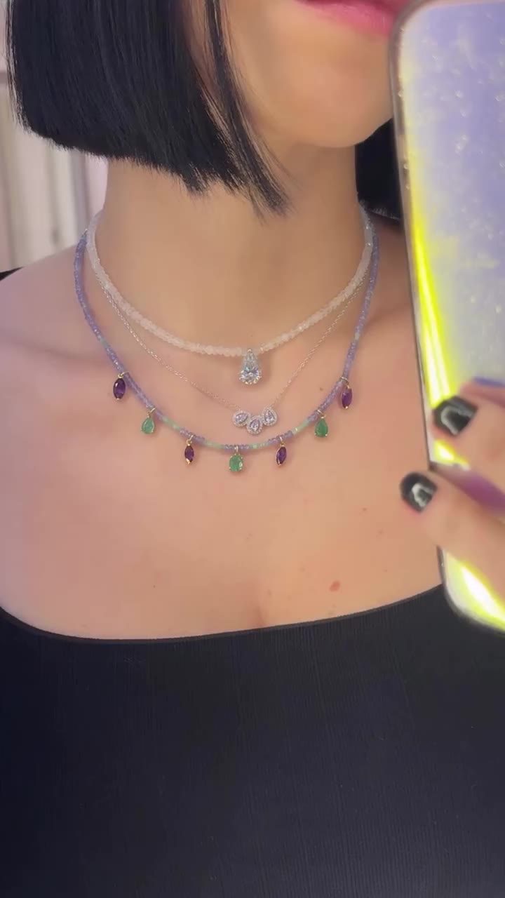 Colares feitos á mão ✨ tanzanita, ametista, esmeralda, pedra da lua e…