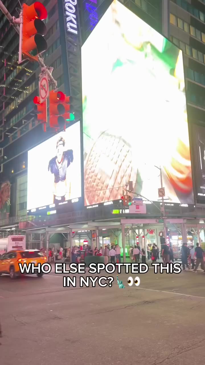 Came to Times Square for a side quest and found @jaxsondart taking over the…