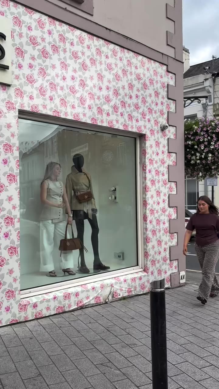 POV: the mannequins are getting a little too good at their job 😂…