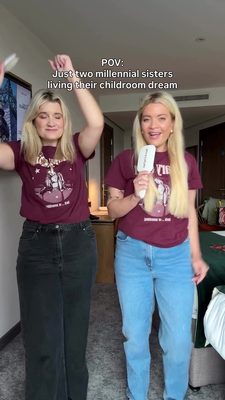 Hilary duff healing millennial girls 💚💜 Me and my sister Gabby used to watch…