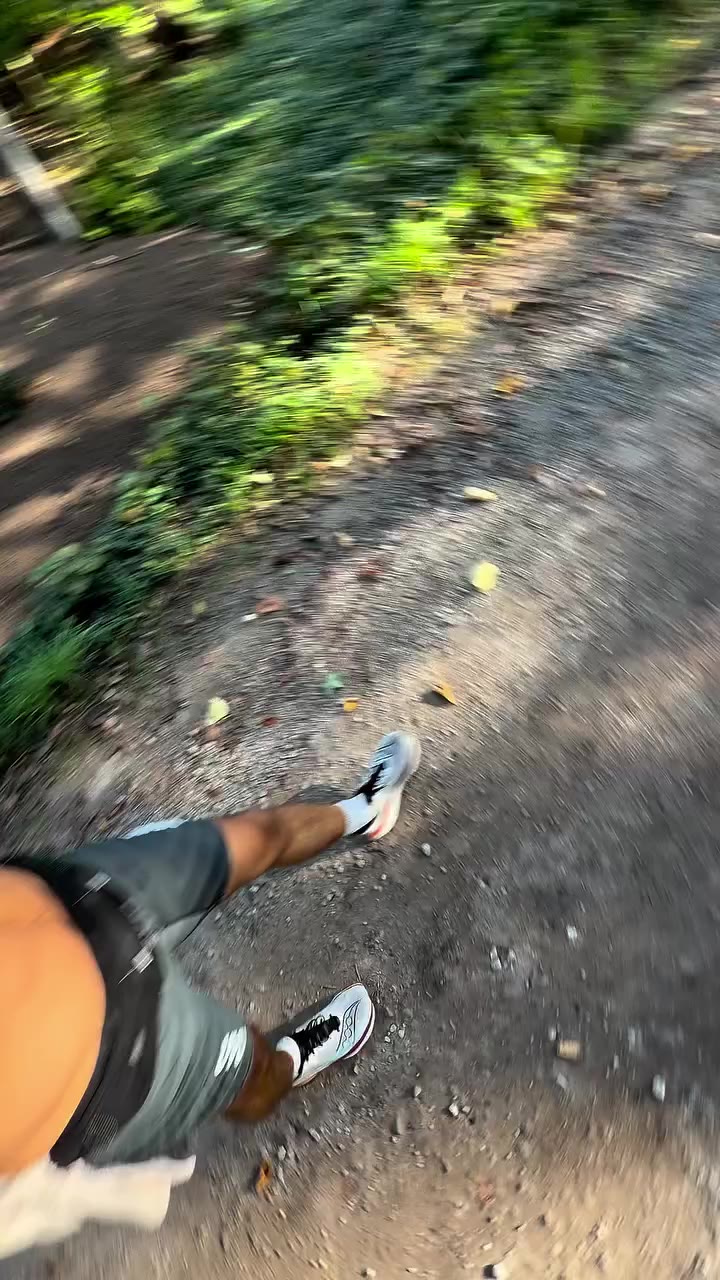 50 DAYS till the @nycmarathon ! Come run 16 Miles with me 🏃🏼‍♂️ Please…