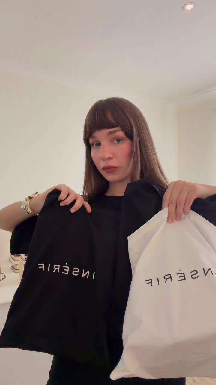 @rebeccamollye unboxes her INSÉRIF picks: Vanity Case, MacBook Case and Laptop…