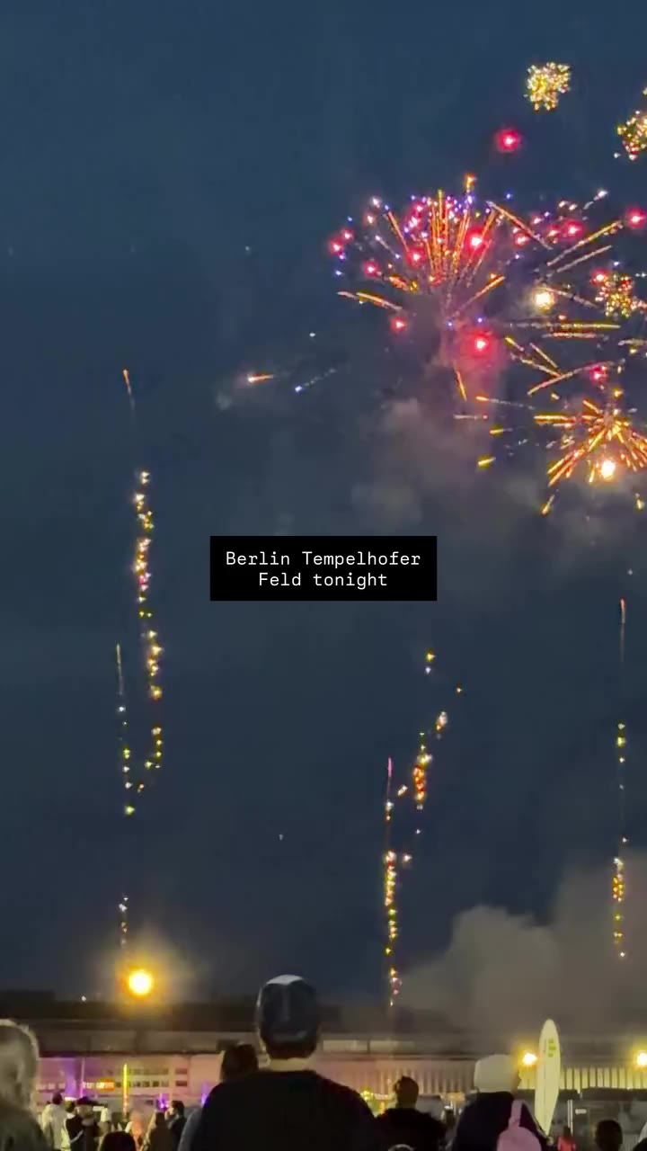 🎇 📍Tempelhofer Feld, Berlin ••• #berlin #berlincity #berlinlove…