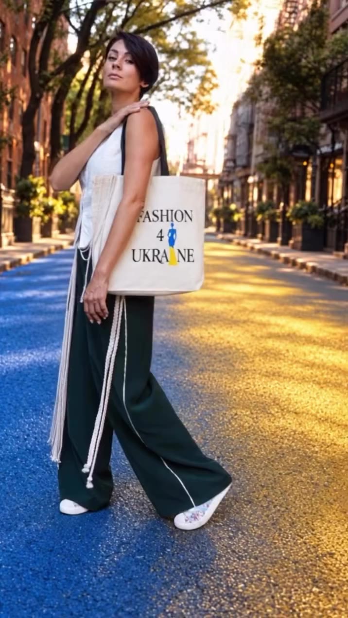 FASHION 4 UKRAINE — SEPTEMBER 18, NEW YORK 💙💛 📌 Doors open at 5 PM Lavan…