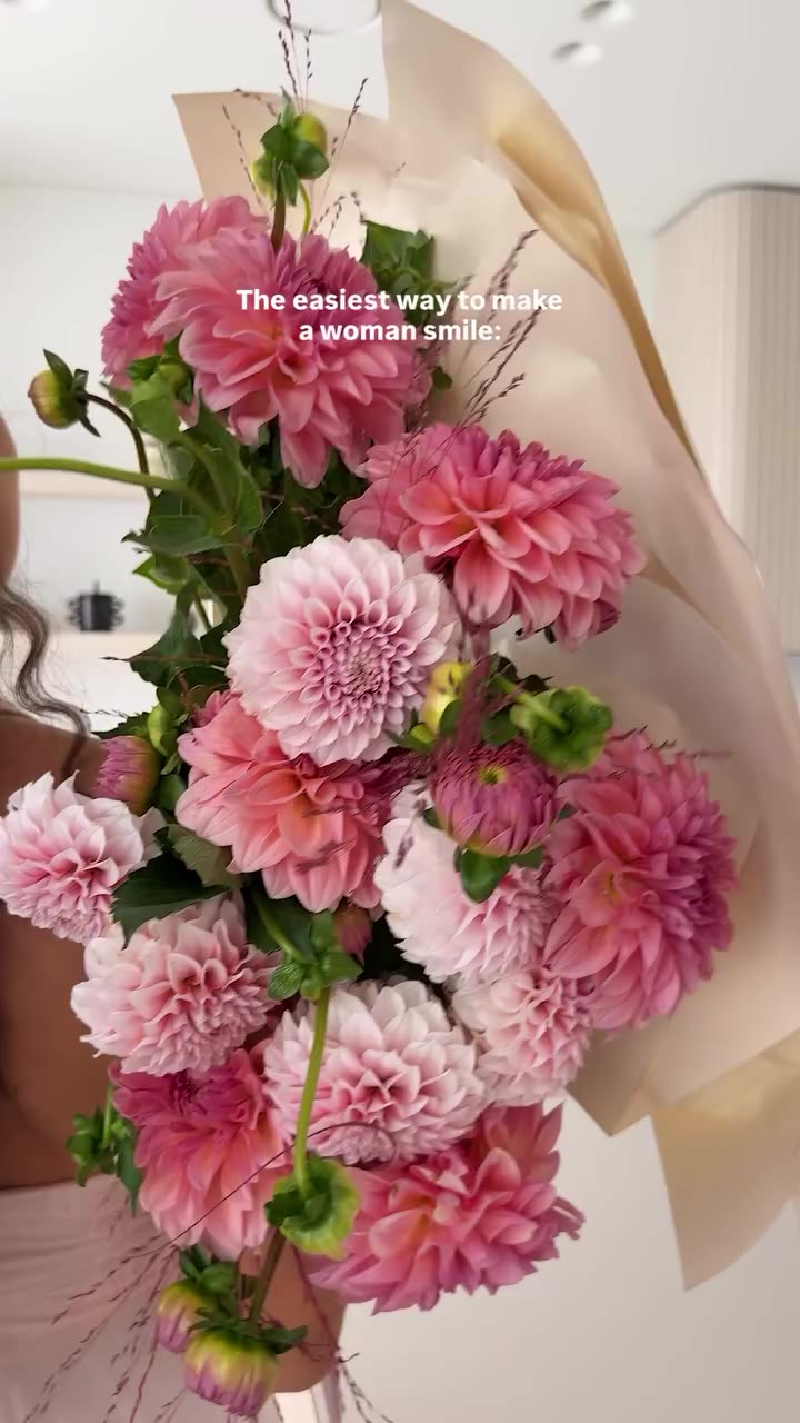 go get your girl some "just because" flowers 🥹🎀 and the prettiest flowers…
