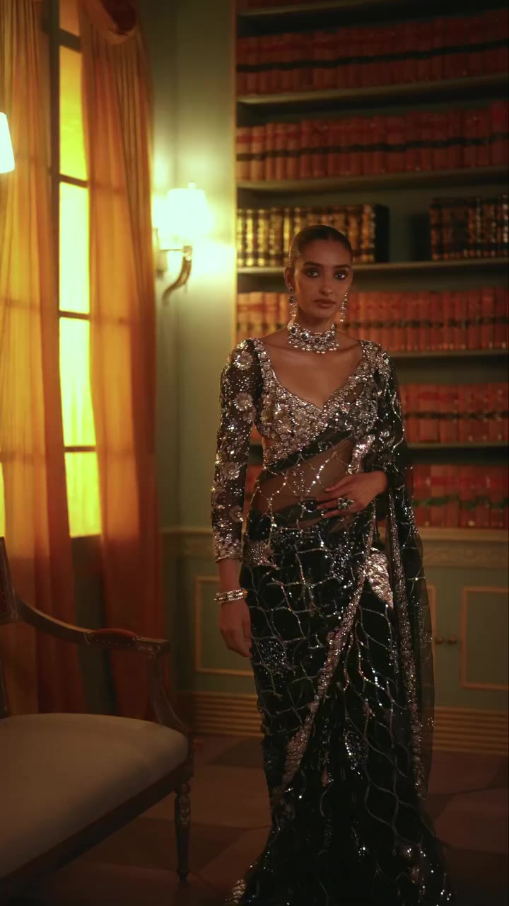 Royal Portraits | Vintage Bridal In frame : The Wild Lotus Pond Saree Like the…