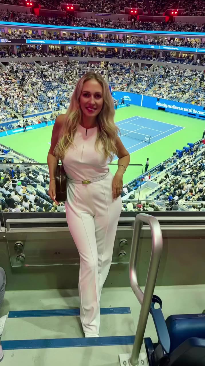 The @usopen final countdown is on… 🎾✨ From watching @alexzverev123 under the…