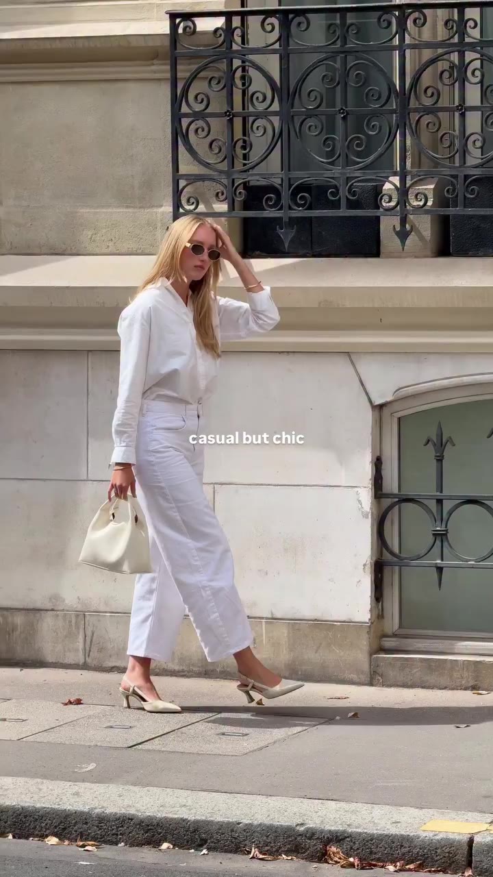 Whenever I don’t know what to wear, this is my go-to 🤍 #classystyle…
