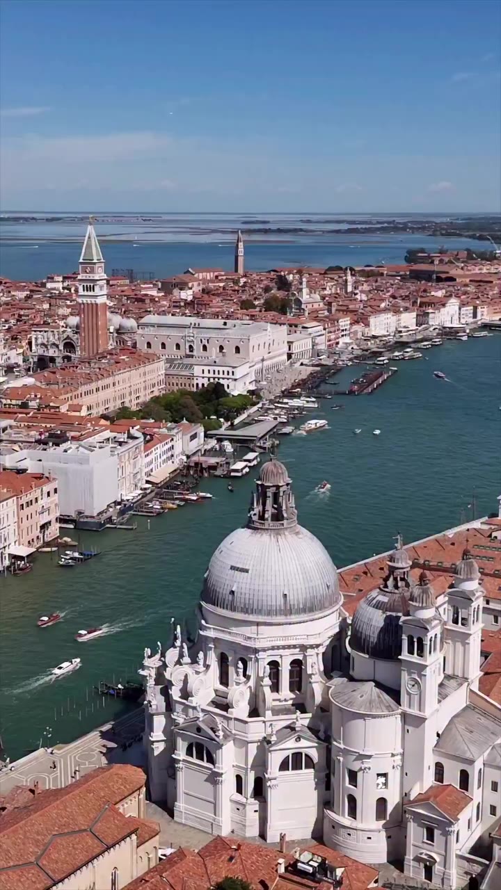 Venezia 83rd Film Festival with Egyptian goddess @caroliine Video @fashitect…