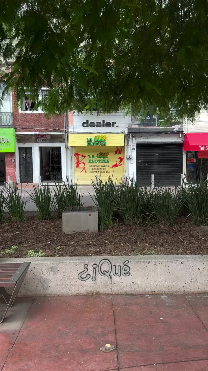 @nosoydanielvega visitó GDL para grabar unos clips y pasó a Dealer a armar su…