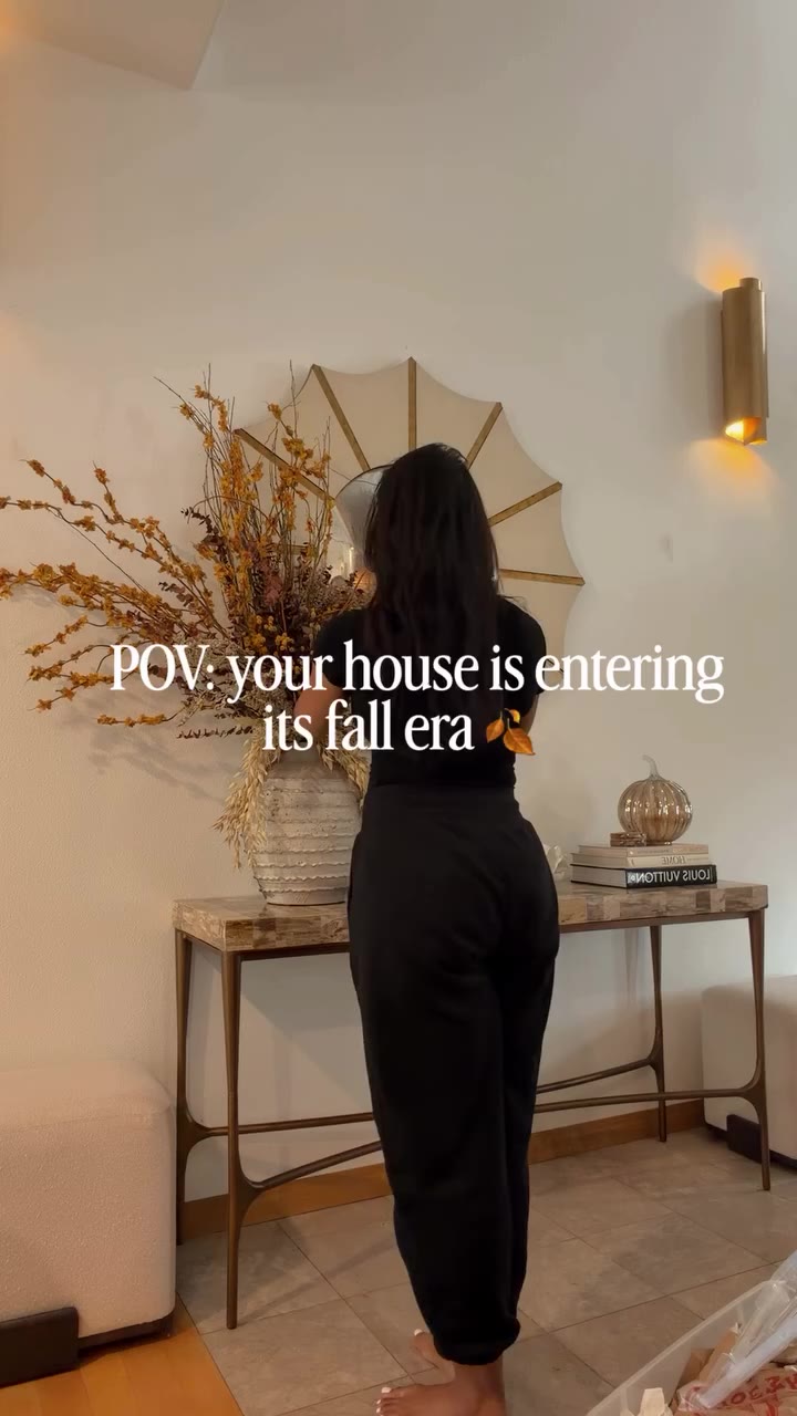 If I’m dressing for fall, the house has to match 🤎