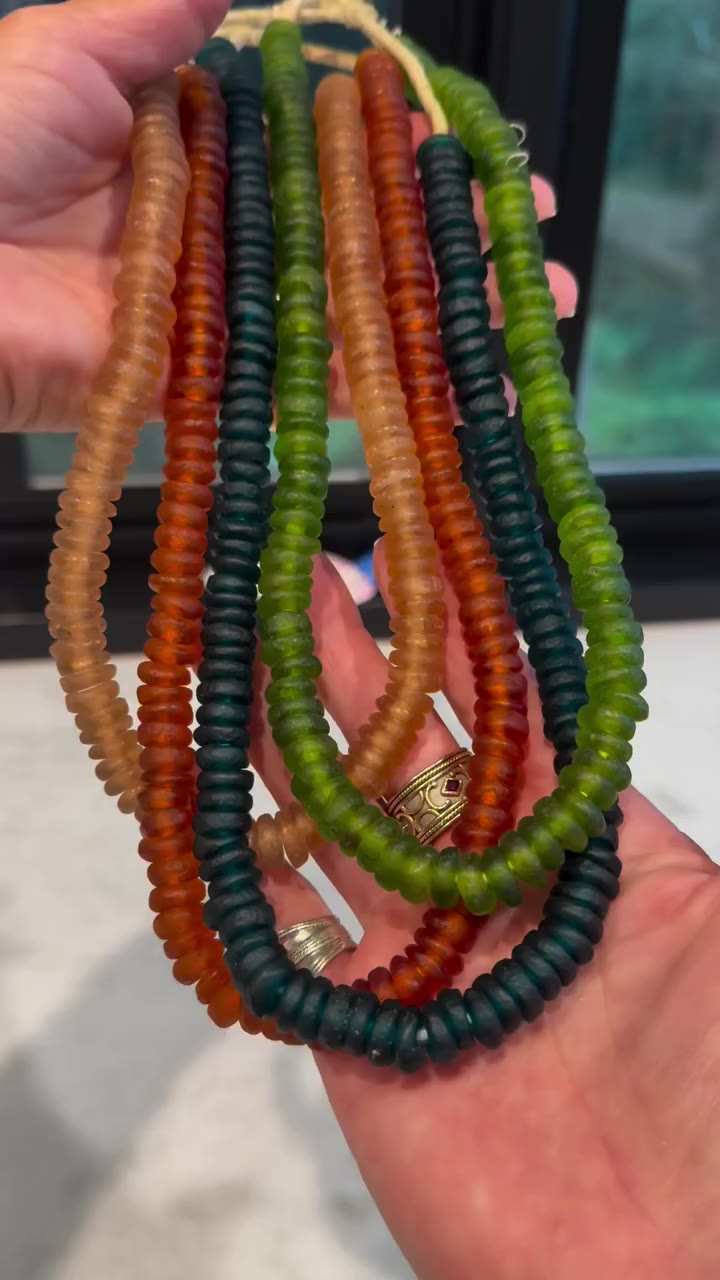 I love working with @thebeadchest rondelle recycled glass beads. The…
