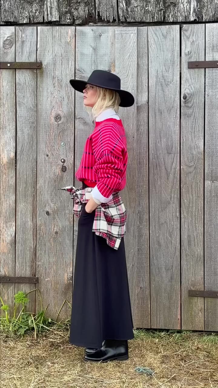 The softness we love to wear #fashionlook #outfitideas #coloré #outfitinspo…