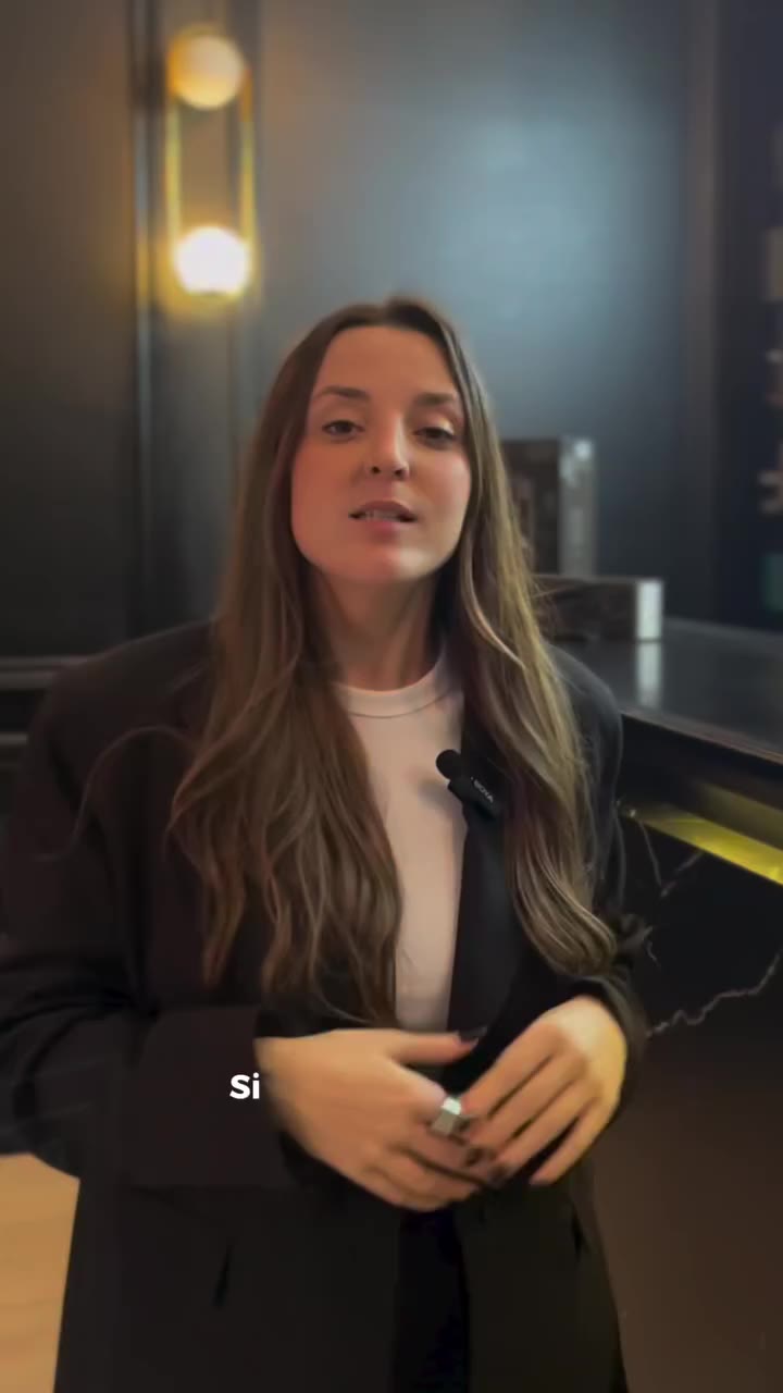 Además de cuidar tu cabello en el salón es muy importante la atención que le…