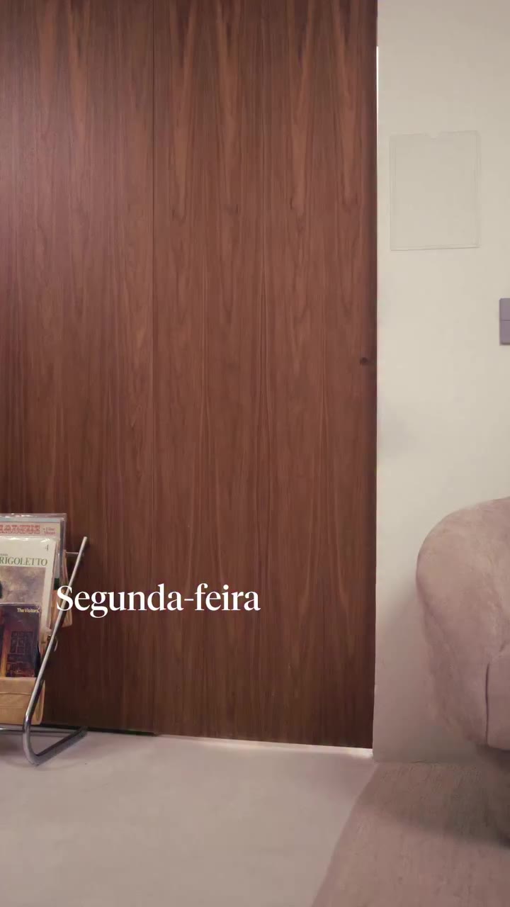 Um novo dia, um novo look, mas o jeans continua sendo o essencial que nunca…
