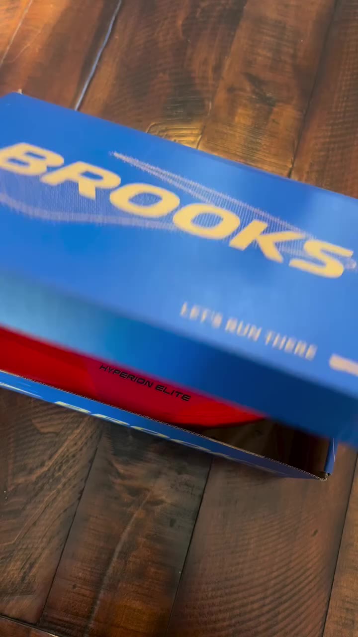 A few thoughts on the new @brooksrunning Hyperion Elite 6 🔥🔥. Love the upper…