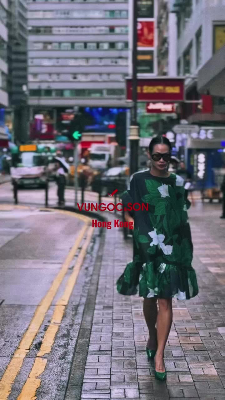 GARDENIAS IN HONG KONG. Những đóa dành dành nở rộ giữa nhịp phố Hong Kong …