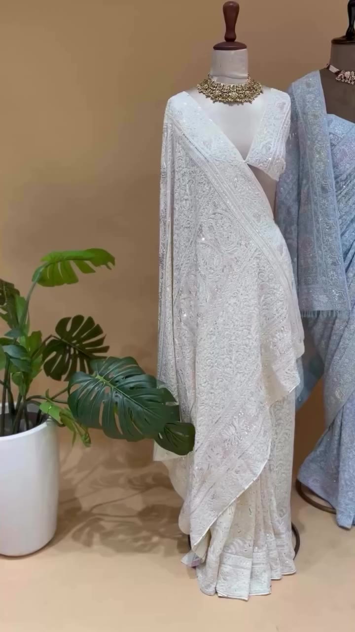 ✨ Drape the festive season in timeless elegance. Our Pure Georgette Saree is…