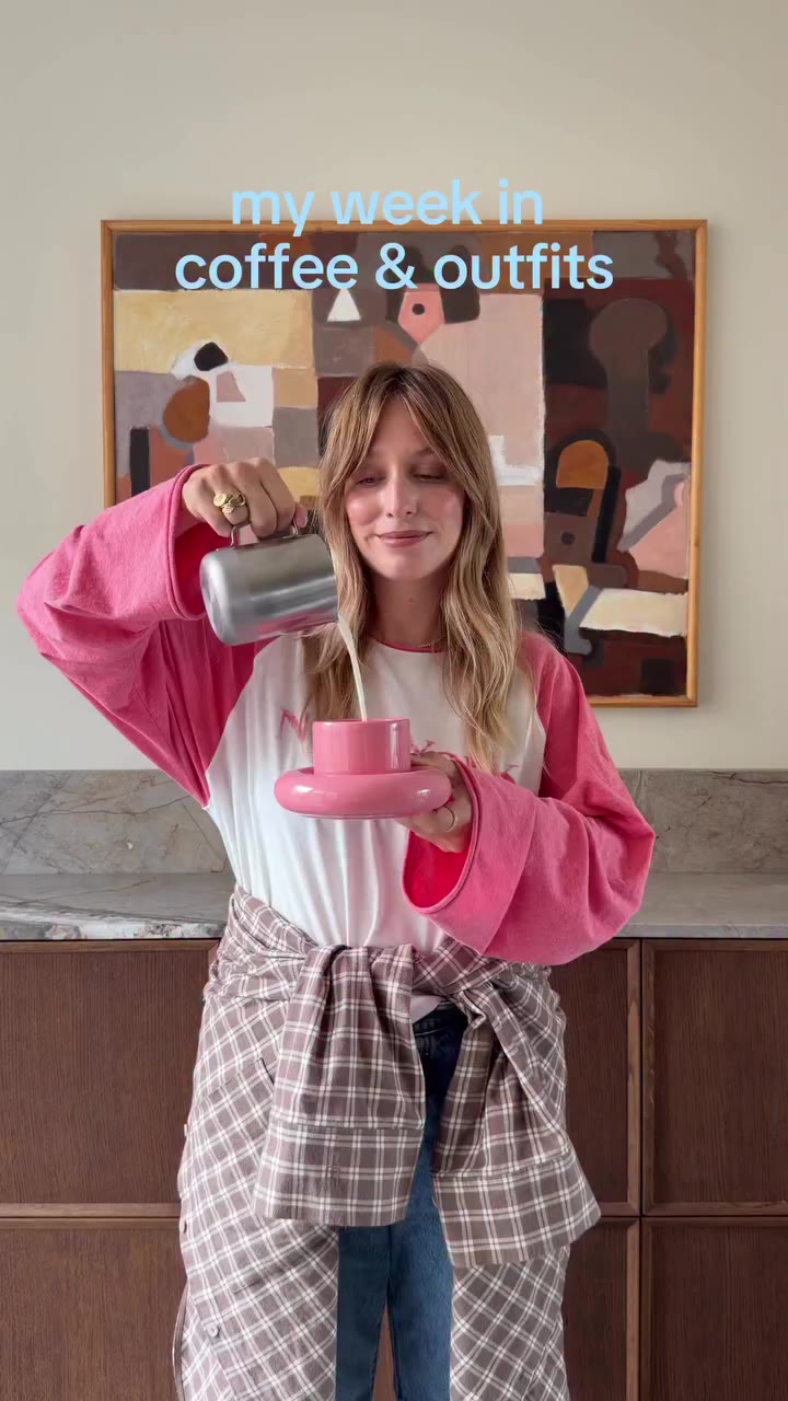 New morning, new look, new coffee. Because every day starts a little…