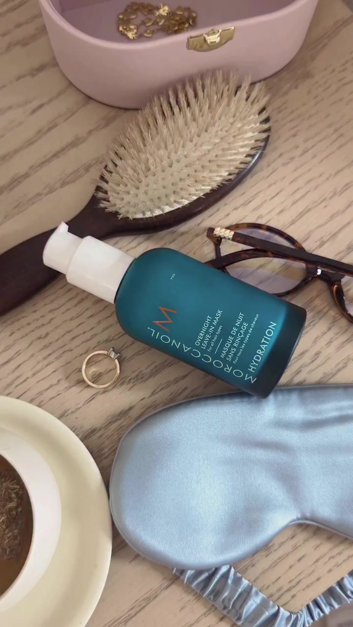 Morning staples: tea, glasses, and hair that already did the prep work…