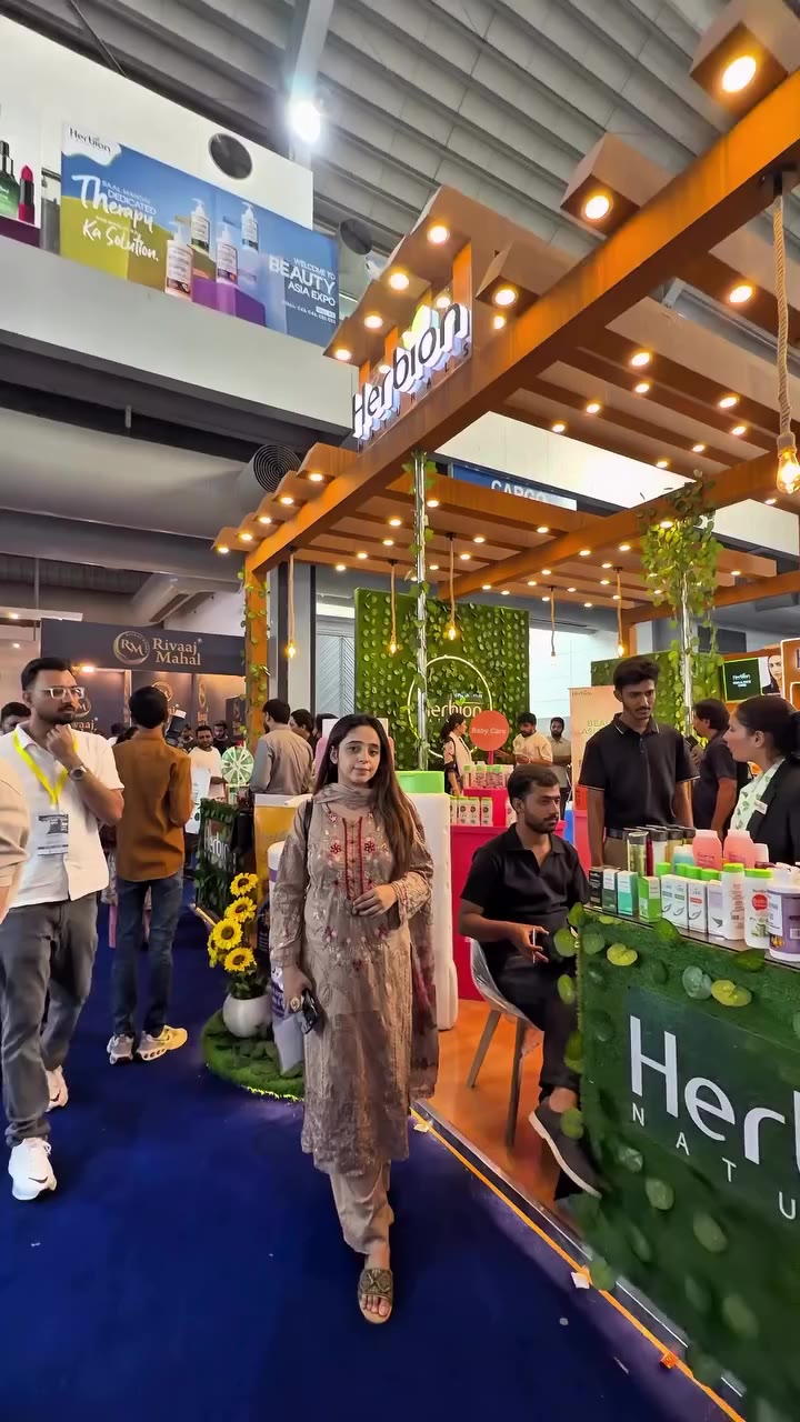 Such a special time at the @herbionbaby stall at Beauty Asia Expo Lahore! 💚…