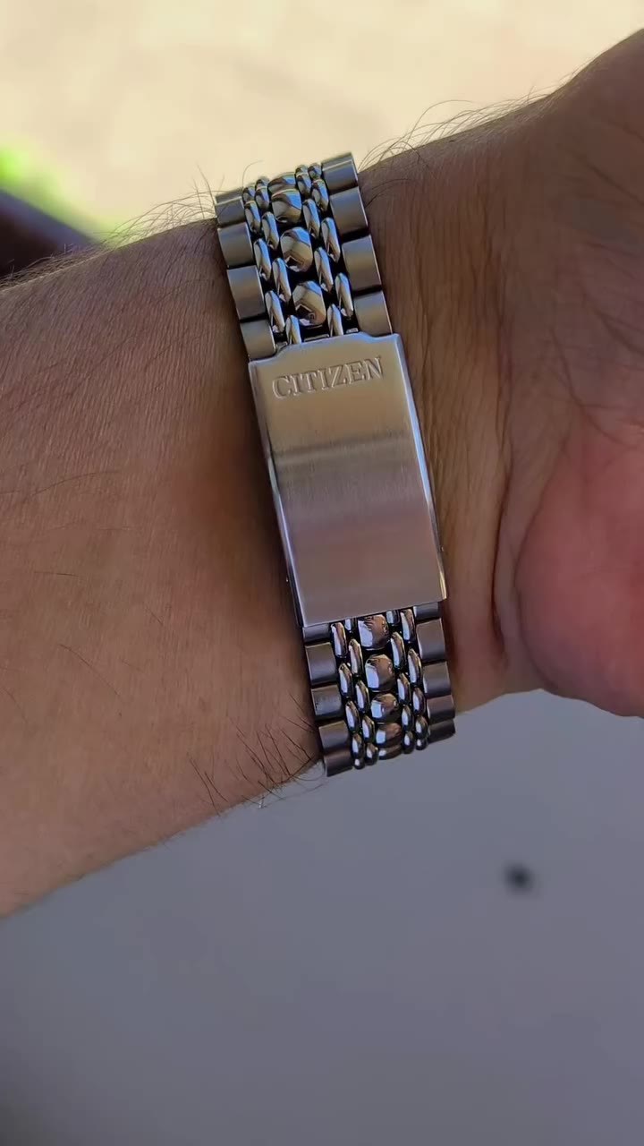 Citizen Crystal Seven Custom #watchcollector #watchvintge #vintagewatch…
