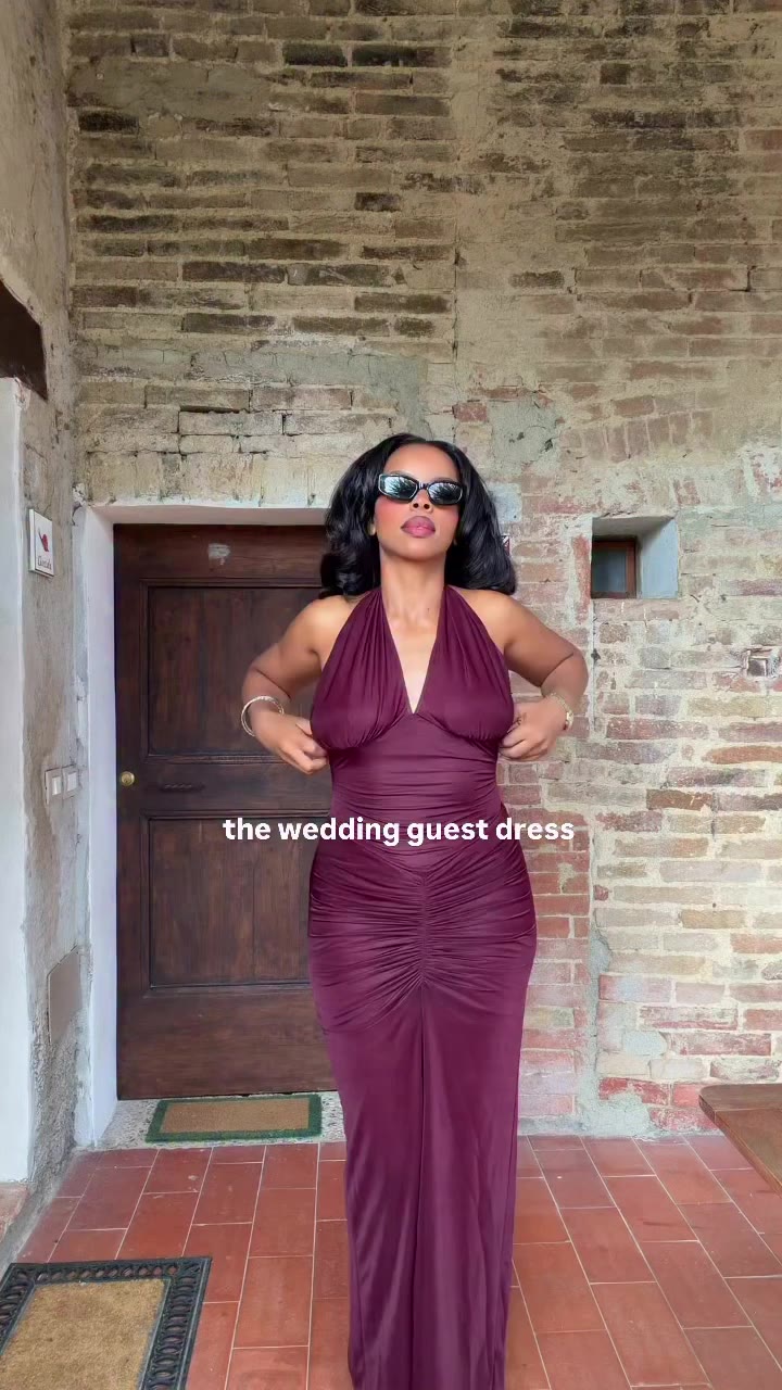 the perfect Tuscan wedding guest dress if you ask me