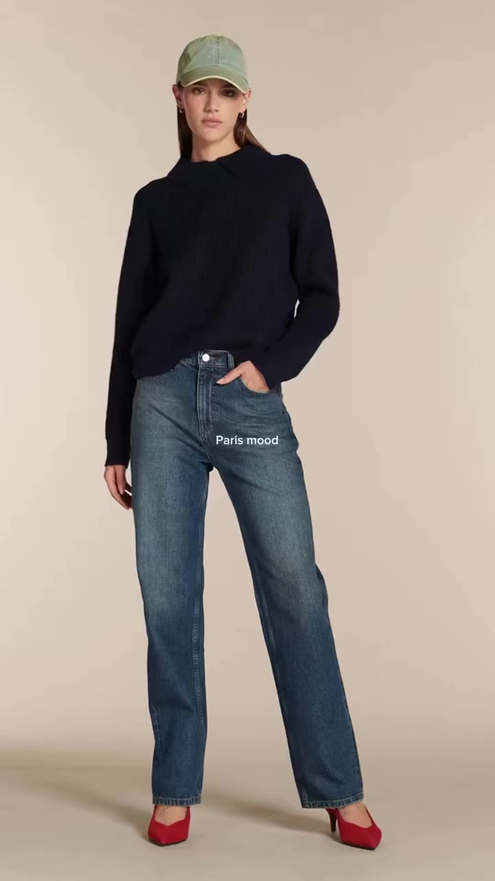 NEW DENIM ALERT LeStraight cut, blue mood & effortless Meet the new PARIS…