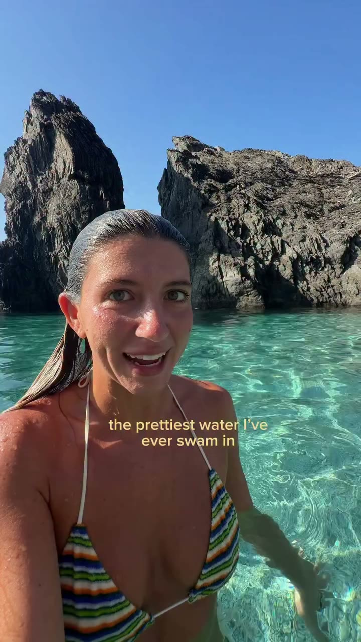 Italy officially has the prettiest water I’ve ever seen!!