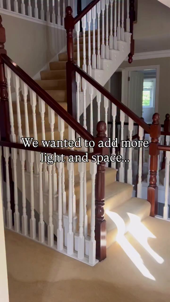 Our landing before and after: the main priority was to bring in lots of light…
