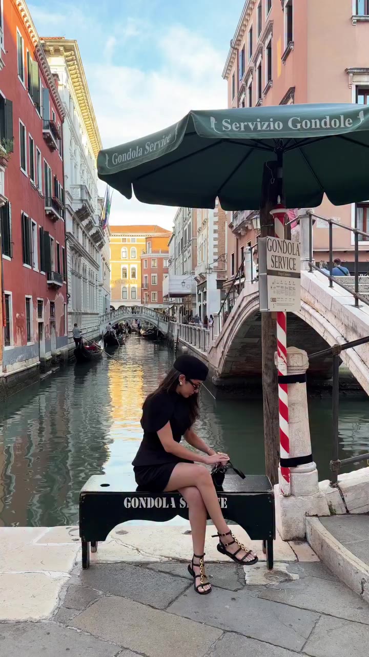 Venice Together ? ❤️ Dressed in @limestorecom x @kristinafidelskaya ✨
