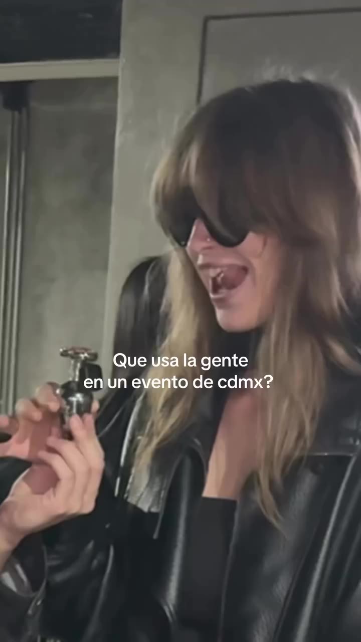 El micrófono se puso bastante personal no? Inside @vanebon x Seum