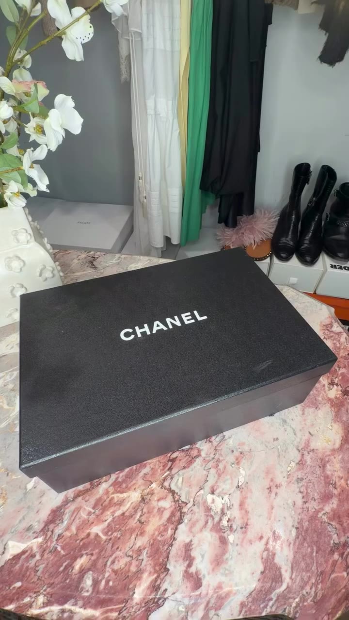 Métiers d’art. Crumpled shiny lambskin, which is a sentence I did not expect…
