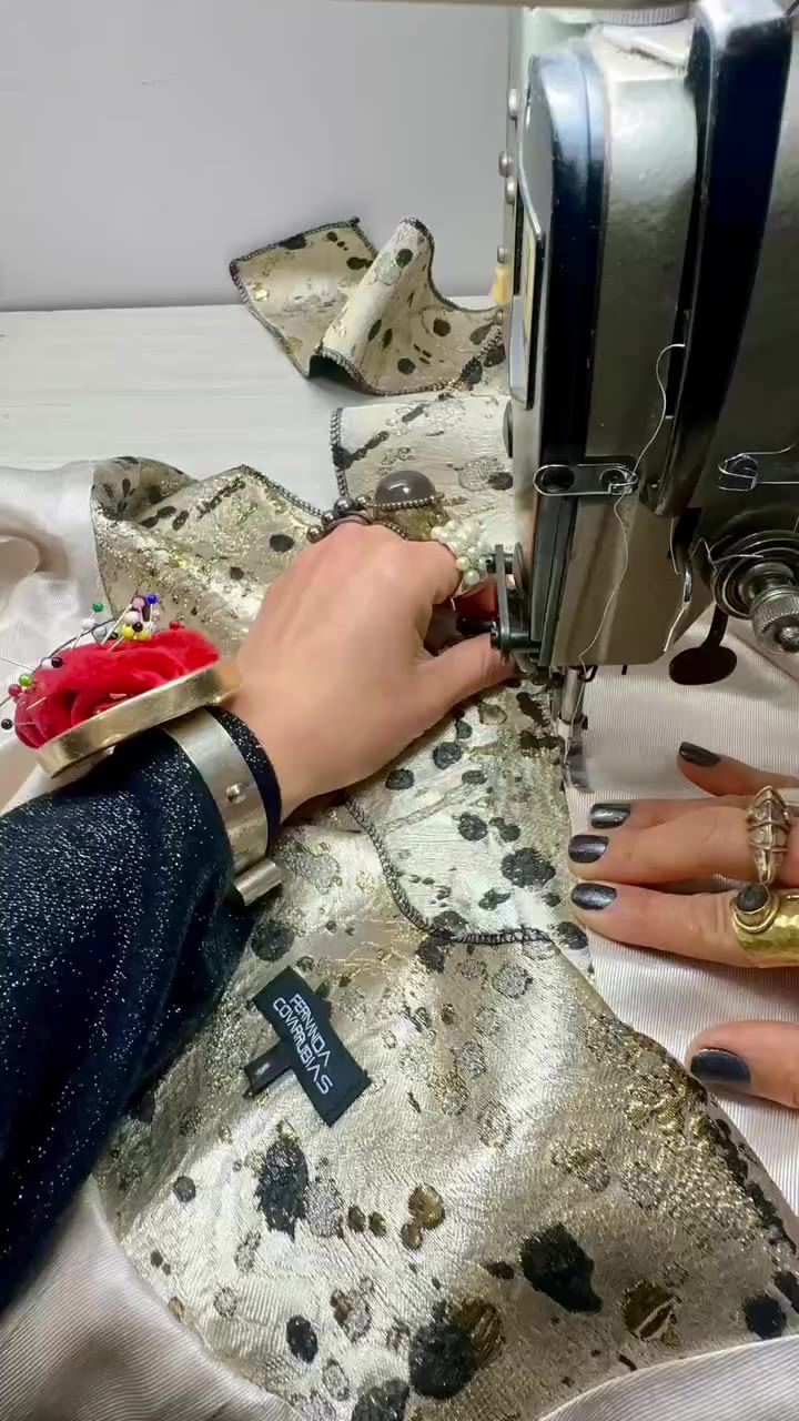 Nothing more satisfying than the sound of my sewing machine hard at work 🪡…